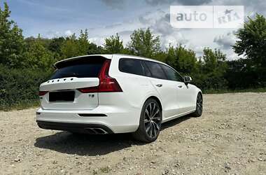 Универсал Volvo V60 2019 в Киеве