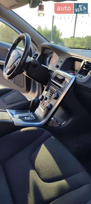 Універсал Volvo V60 2011 в Славуті