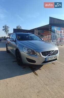 Универсал Volvo V60 2011 в 