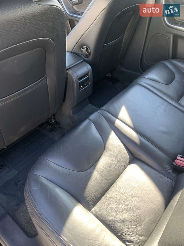 Універсал Volvo V60 2011 в Києві