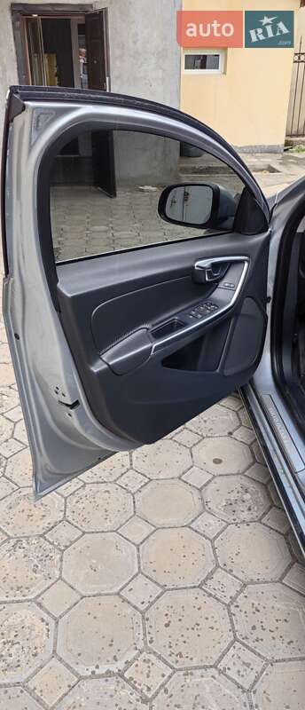 Универсал Volvo V60 2012 в Измаиле