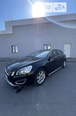 Универсал Volvo V60 2011 в Сумах