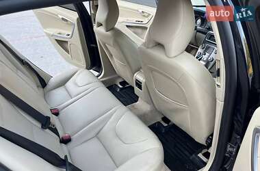 Универсал Volvo V60 2014 в 