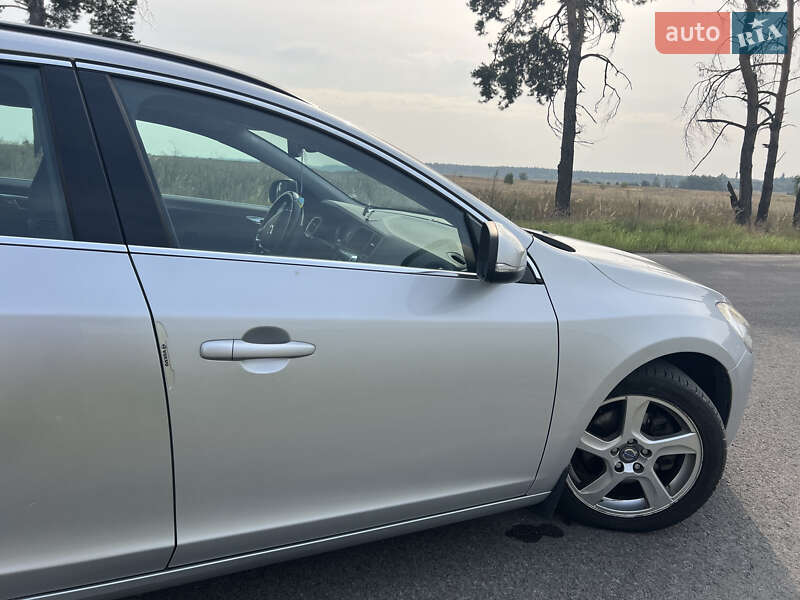 Універсал Volvo V60 2011 в Києві