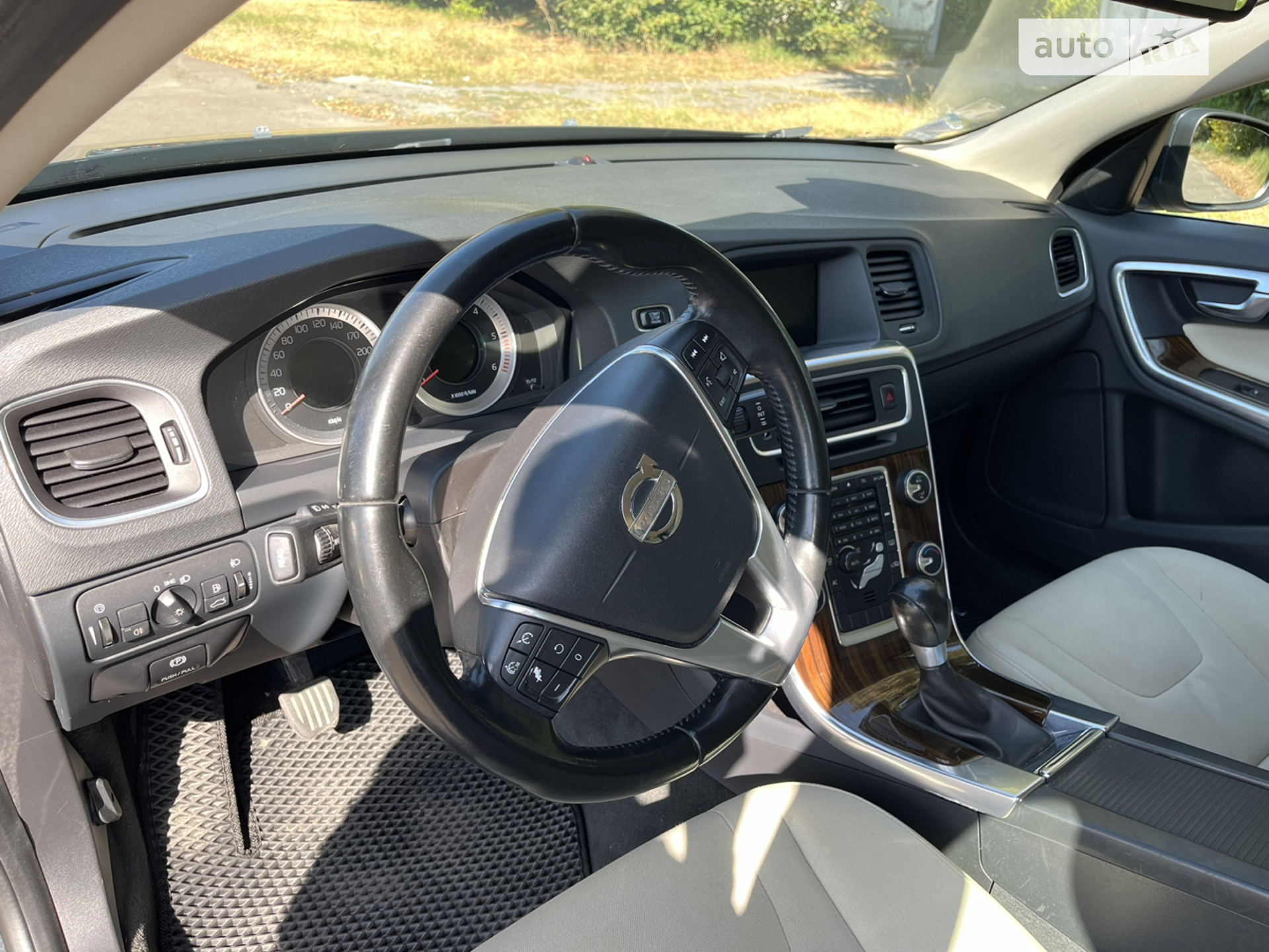 2010 Volvo V60 - мініатюра 13