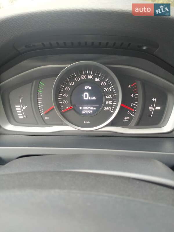 Универсал Volvo V60 2015 в Тростянце фото 5 Универсал Volvo V60 2015 в Тростянце