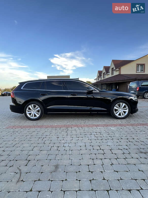 Универсал Volvo V60 2018 в Снятине