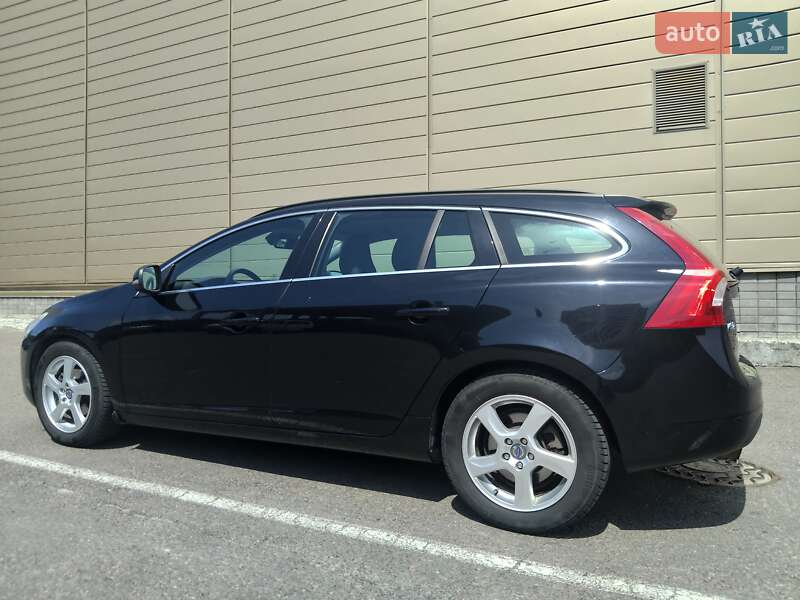 Універсал Volvo V60 2012 в Рівному