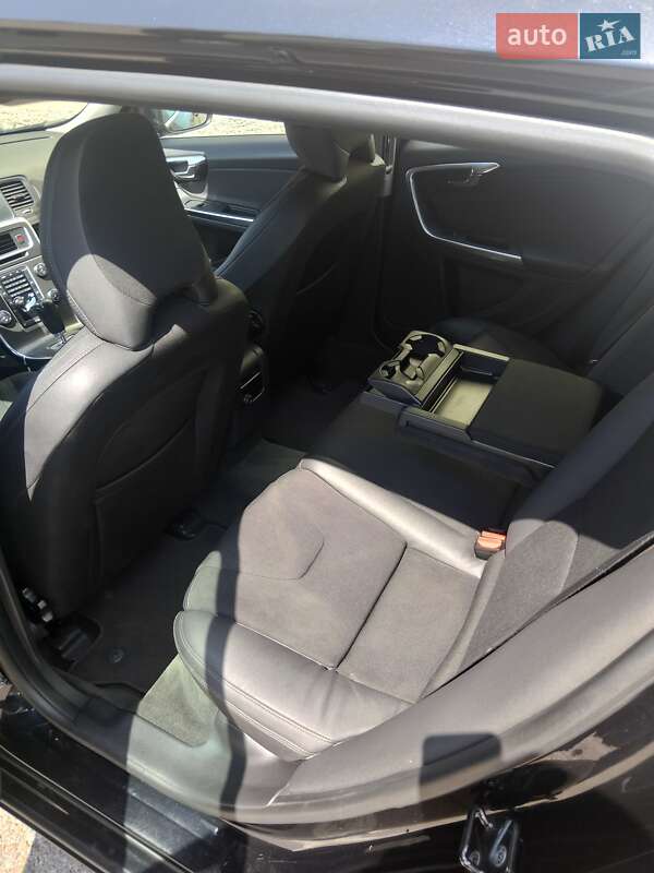 Універсал Volvo V60 2012 в Рівному