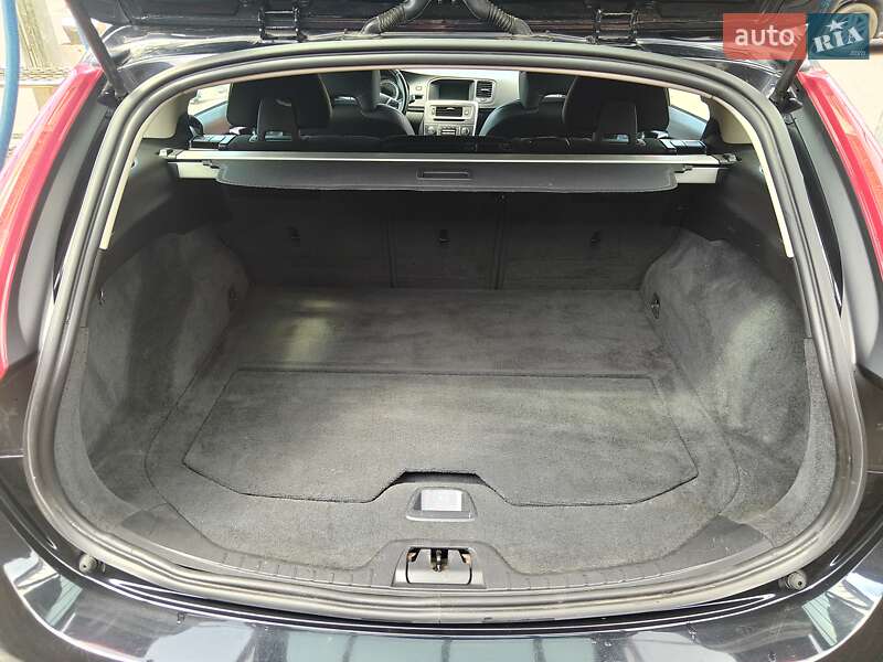 Універсал Volvo V60 2012 в Рівному