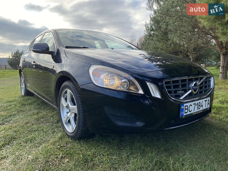 Универсал Volvo V60 2011 в Дрогобыче