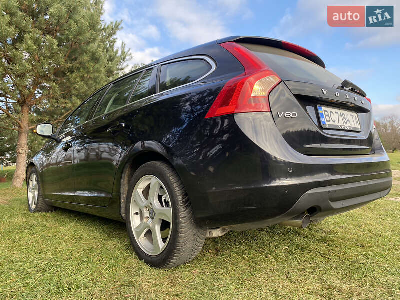 Универсал Volvo V60 2011 в Дрогобыче