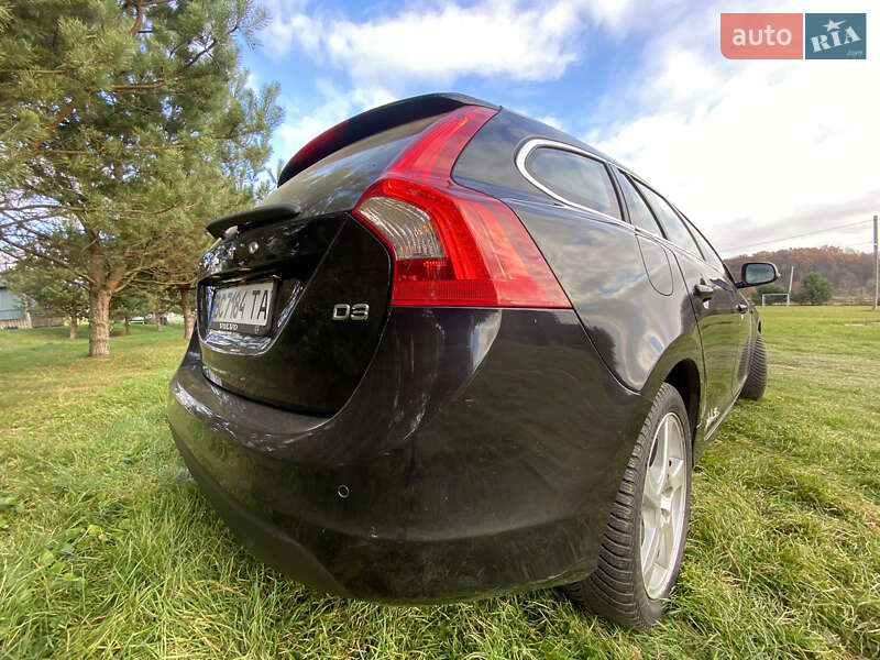 Универсал Volvo V60 2011 в Дрогобыче