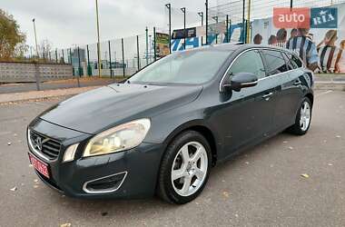 Универсал Volvo V60 2011 в Киеве