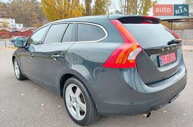 Универсал Volvo V60 2011 в Киеве