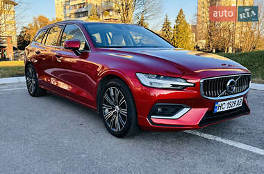 Универсал Volvo V60 2018 в 