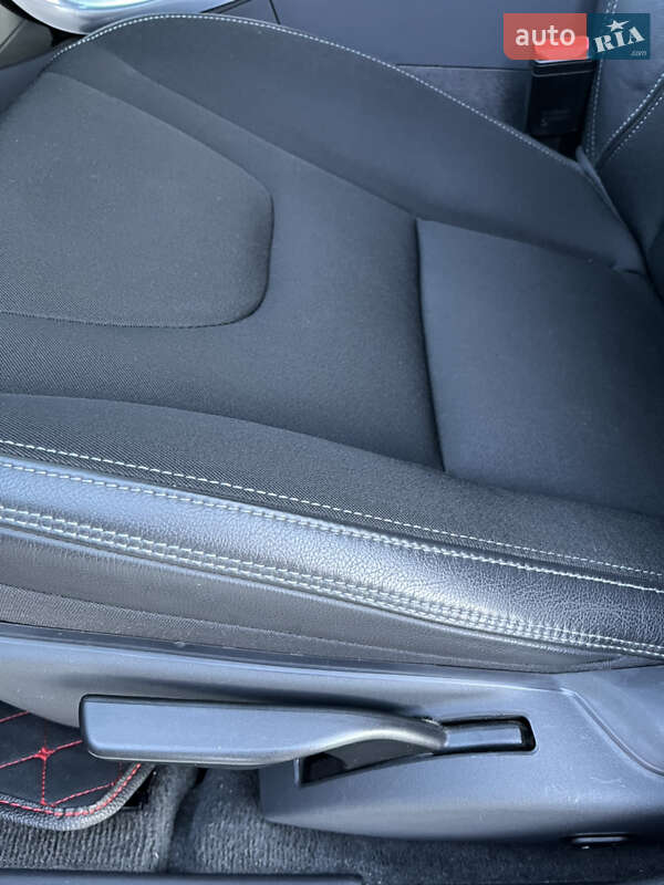 Универсал Volvo V60 2016 в Самборе
