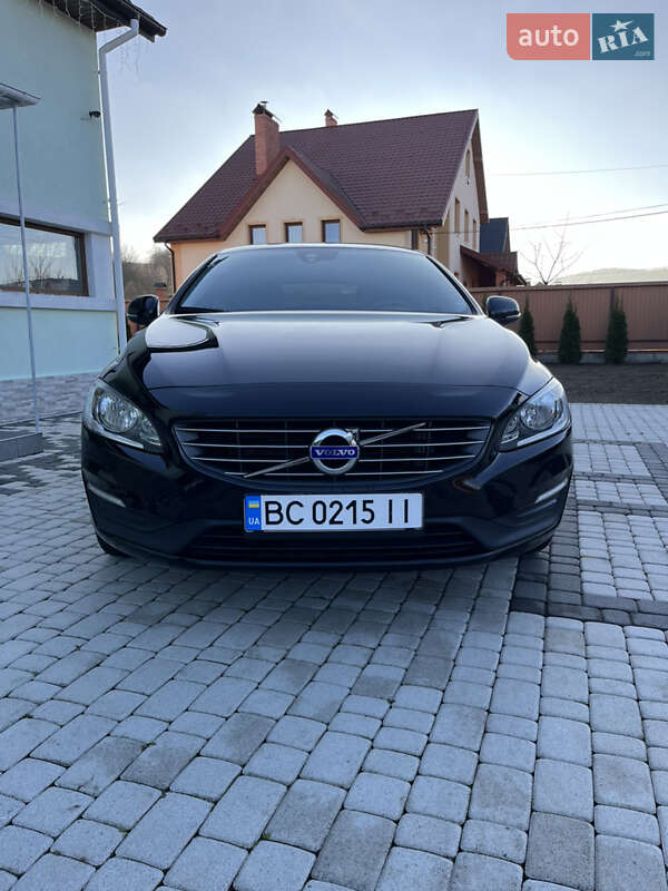 Универсал Volvo V60 2016 в Самборе