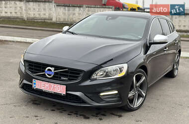 Універсал Volvo V60 2014 в Луцьку