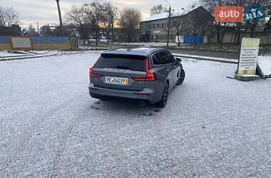 Універсал Volvo V60 2020 в Чернівцях