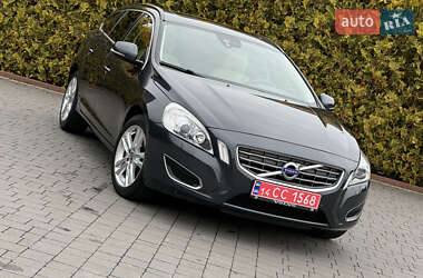 Універсал Volvo V60 2012 в Стрию