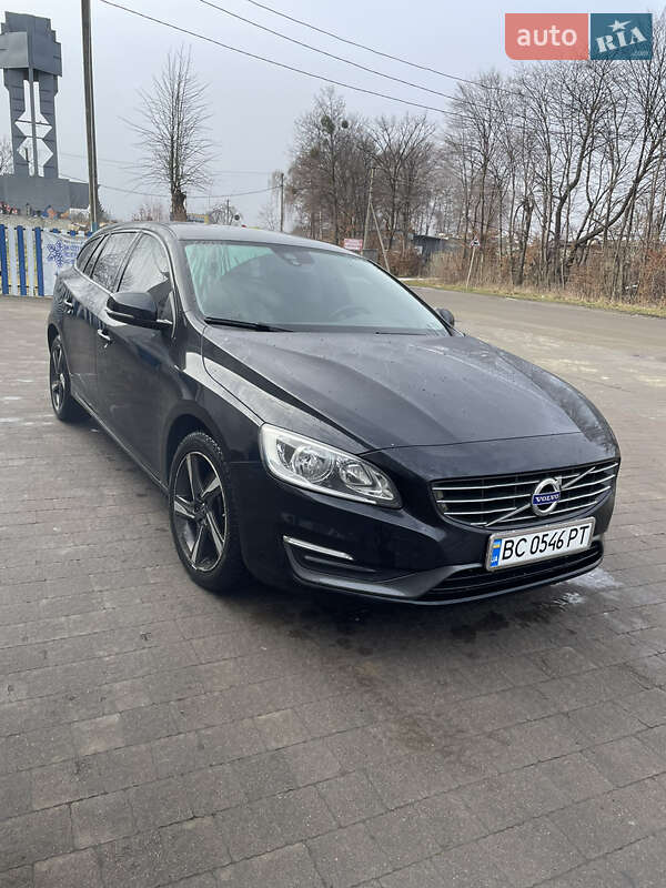 Volvo V60 2015