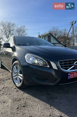 Універсал Volvo V60 2012 в Дубні