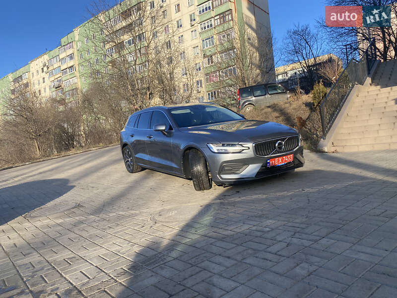 Універсал Volvo V60 2020 в Чернівцях