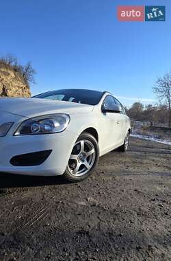 Універсал Volvo V60 2011 в 