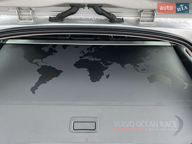 Универсал Volvo V60 2016 в Львове фото 49 Универсал Volvo V60 2016 в Львове