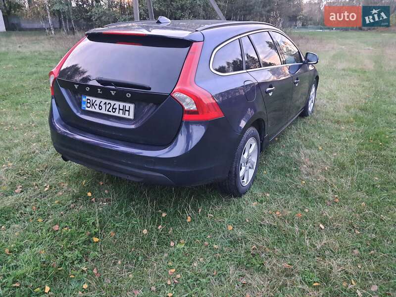 Универсал Volvo V60 2011 в Костополе