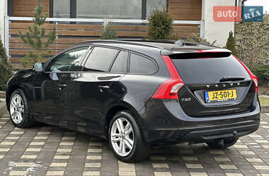 Універсал Volvo V60 2012 в Стрию