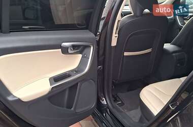 Универсал Volvo V60 2012 в 