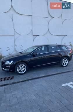 Универсал Volvo V60 2015 в Луцке