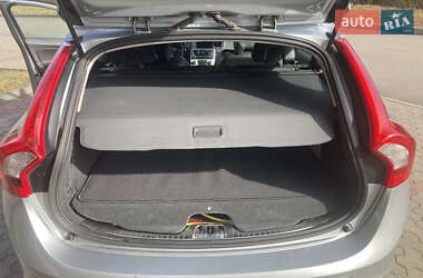 Универсал Volvo V60 2013 в 