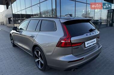 Универсал Volvo V60 2021 в Киеве