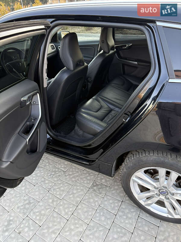 Универсал Volvo V60 2013 в Львове