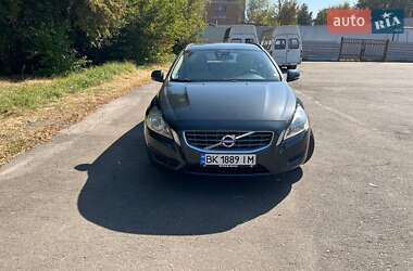 Універсал Volvo V60 2010 в Рівному