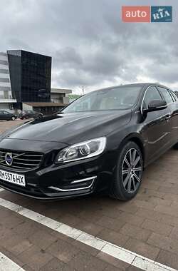 Універсал Volvo V60 2013 в 