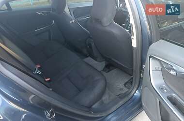 Универсал Volvo V60 2012 в 