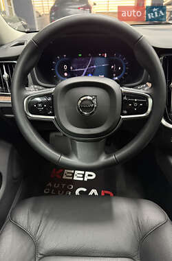 Универсал Volvo V60 2024 в 