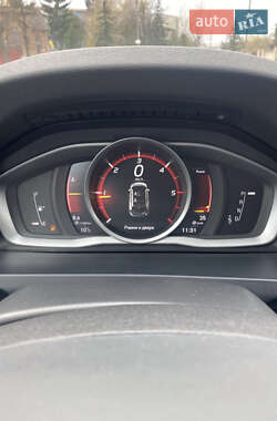 Универсал Volvo V60 2017 в 