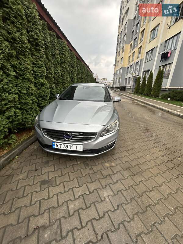 Універсал Volvo V60 2018 в Івано-Франківську