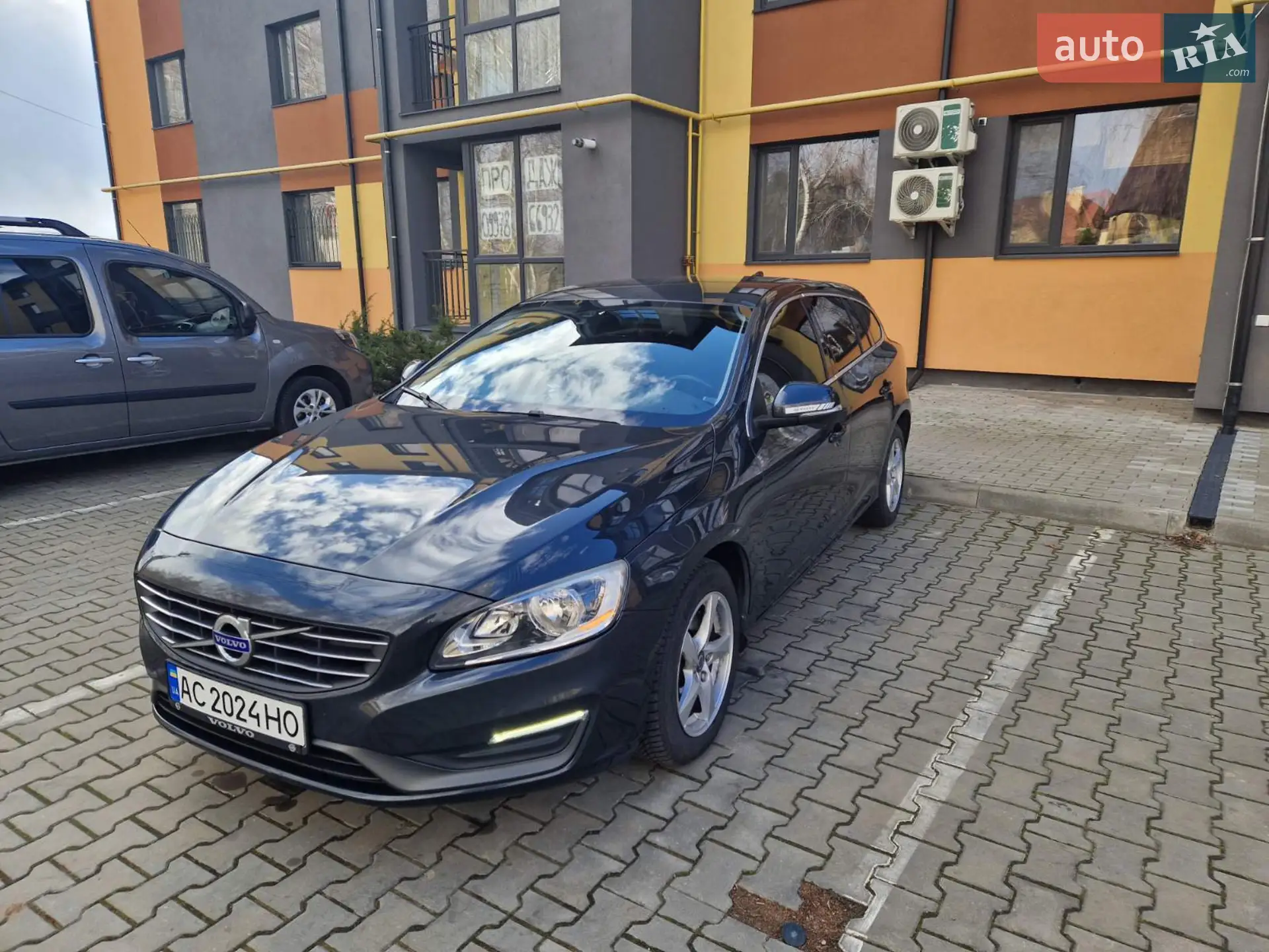 2014 Volvo V60 - мініатюра 4