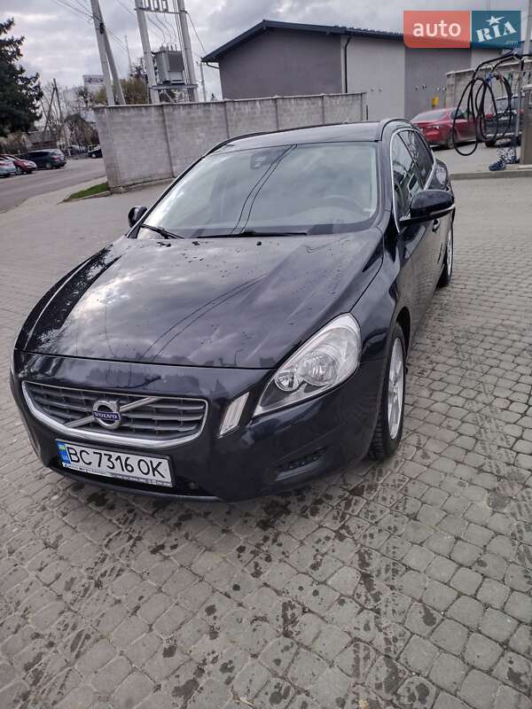 Универсал Volvo V60 2012 в Львове