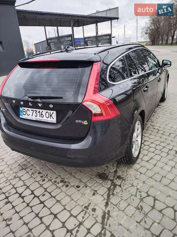 Универсал Volvo V60 2012 в Львове
