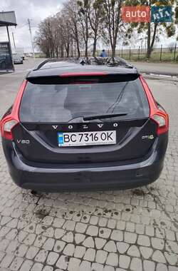 Универсал Volvo V60 2012 в 