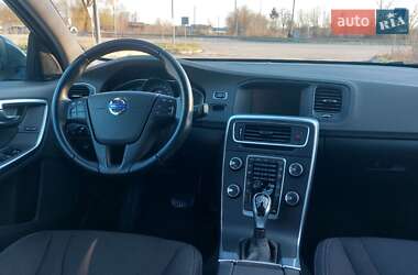 Универсал Volvo V60 2014 в 