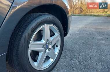 Универсал Volvo V60 2014 в 