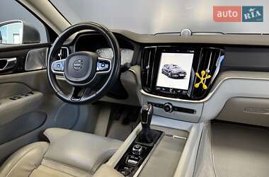 Универсал Volvo V60 2019 в 